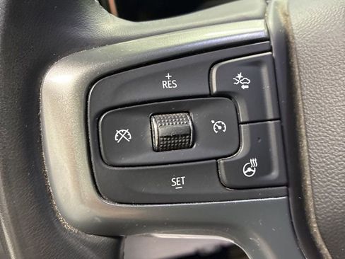 Used 2024 Chevrolet Silverado 2500 LT w/ Convenience Package image 16