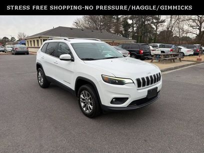Used 2019 Jeep Cherokee Latitude Plus w/ Comfort/Convenience Group