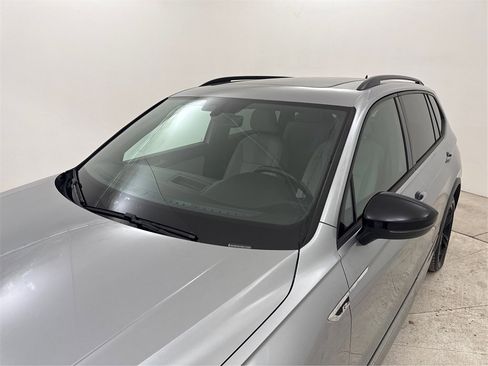 Used 2019 Volkswagen Tiguan SEL R-Line image 14