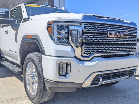 Used 2020 GMC Sierra 2500 Denali w/ Denali Ultimate Package image 12