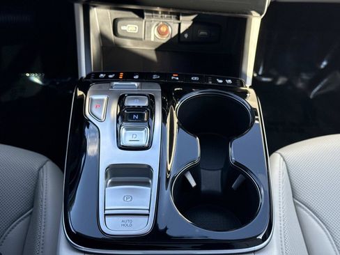 Used 2024 Hyundai Tucson Limited image 7