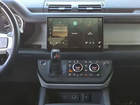 Used 2022 Land Rover Defender 110 XS Edition image 30