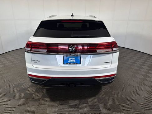 Certified 2024 Volkswagen Atlas Cross Sport SEL AWD/4WD image 6