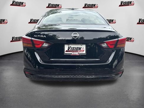 Used 2025 Nissan Altima 2.5 S FWD image 6