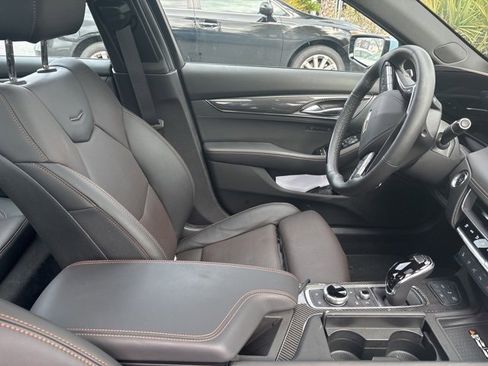 Used 2026 Cadillac CT5 V image 9