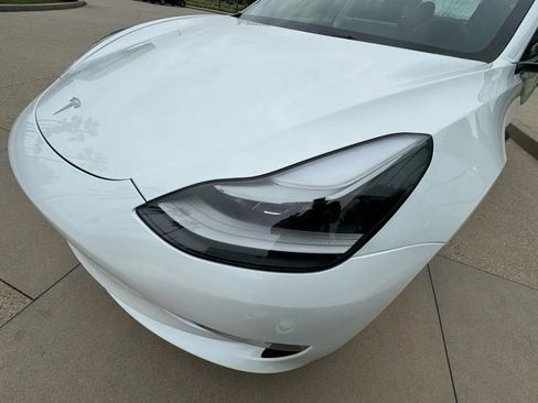 Used 2022 Tesla Model 3 Standard Range image 27