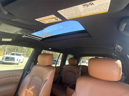 Used 2023 INFINITI QX80 Sensory w/ Cargo Package image 22