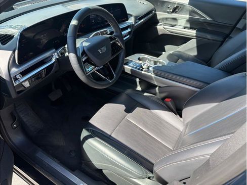 Used 2024 Cadillac Lyriq Sport RWD image 2