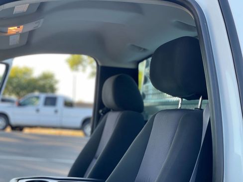 Used 2011 Chevrolet Silverado 2500 W/T image 22