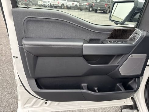 Used 2023 Ford F150 Lariat w/ Equipment Group 502A High image 10