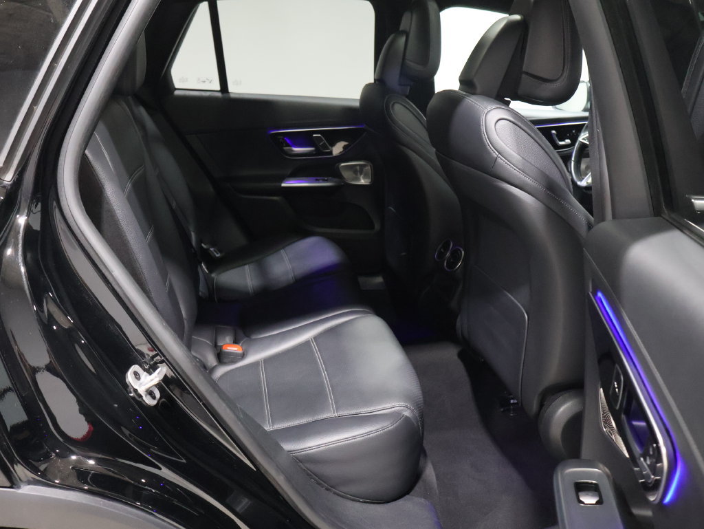 Used 2023 Mercedes-Benz GLC 300 4MATIC image 21