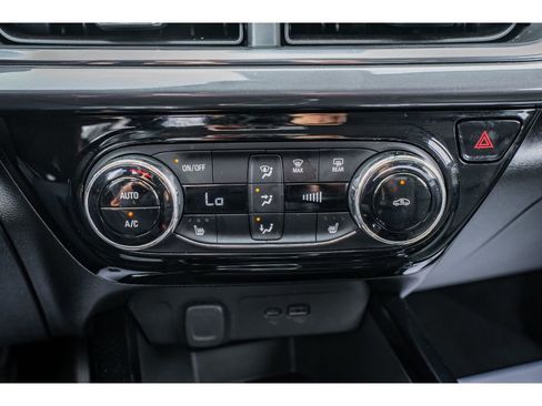 Used 2025 Chevrolet Trax ACTIV w/ Driver Confidence Package image 15