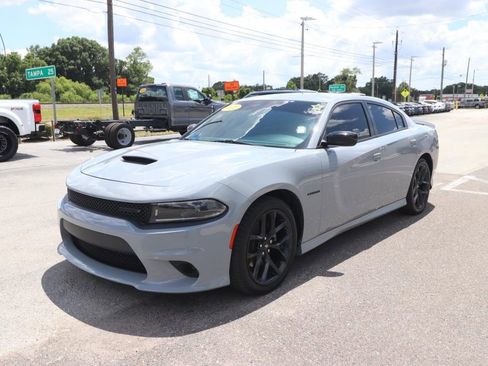 Used 2022 Dodge Charger R/T w/ Plus Group RWD image 5