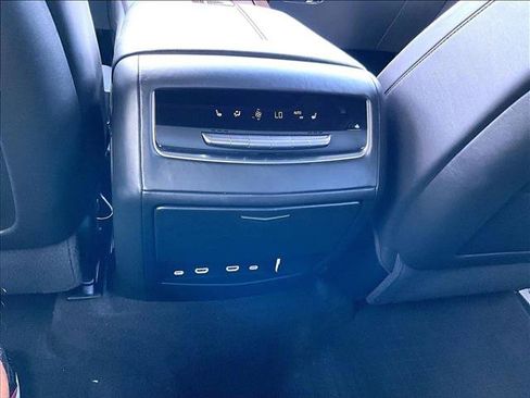 Used 2024 Cadillac Escalade ESV Sport Platinum image 25