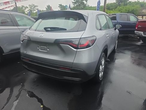 Used 2023 Honda HR-V LX image 5