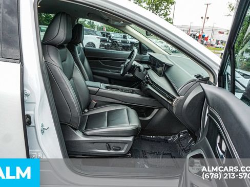 Used 2025 Nissan Murano SV AWD/4WD image 23