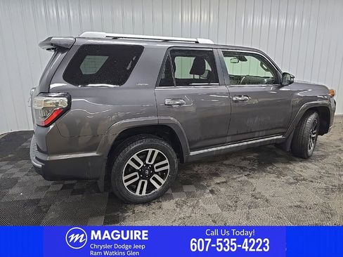Used 2021 Toyota 4Runner Limited AWD/4WD image 3