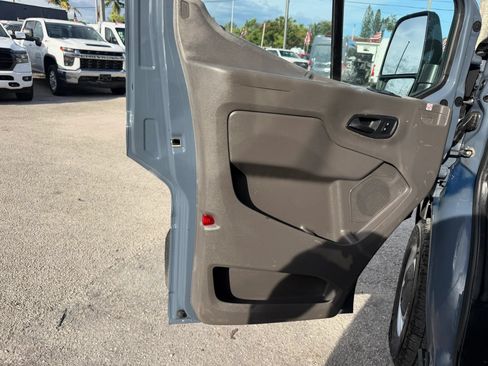 Used 2020 Ford Transit 250 148 High Roof Extended RWD image 11