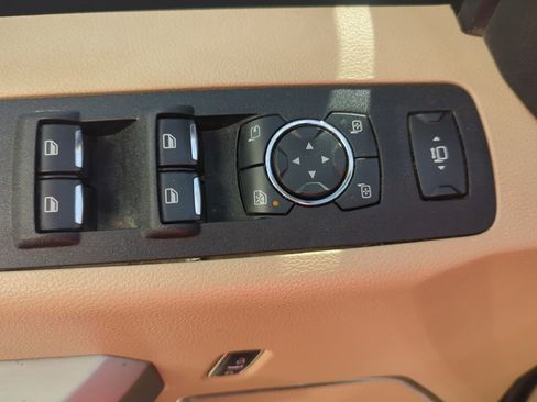 Used 2017 Ford F250 Lariat image 29