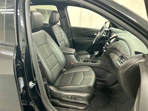 Used 2024 Chevrolet Equinox Premier image 23