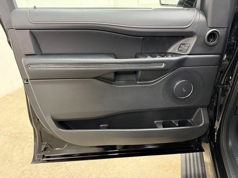 Used 2024 Ford Expedition Max Limited AWD/4WD image 10