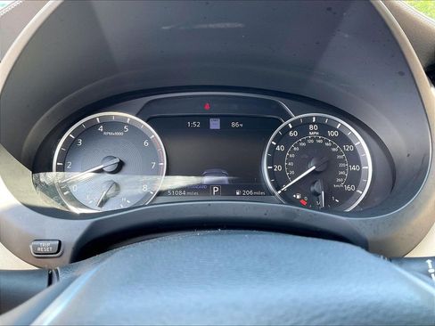 Used 2021 INFINITI QX50 Essential w/ Convenience Package AWD/4WD image 24