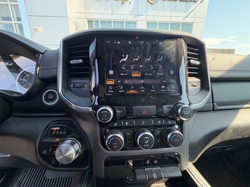 Used 2023 RAM 1500 Laramie AWD/4WD image 6