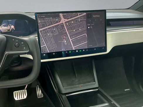 Used 2022 Tesla Model X Plaid AWD/4WD image 9