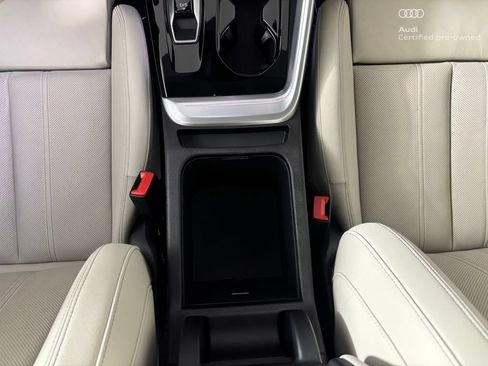 Used 2025 Audi Q5 Prestige AWD/4WD image 32