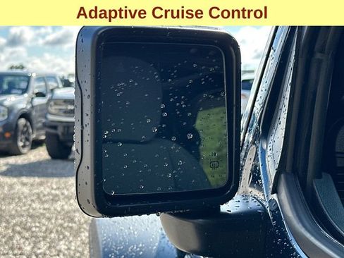 Used 2025 Jeep Wrangler Sport AWD/4WD image 7