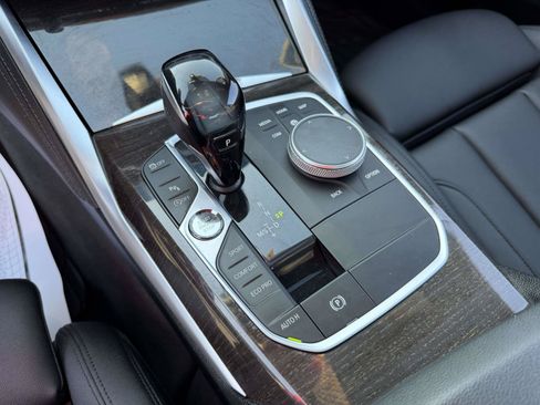 Used 2021 BMW 430i xDrive Coupe w/ M Sport Package AWD/4WD image 23