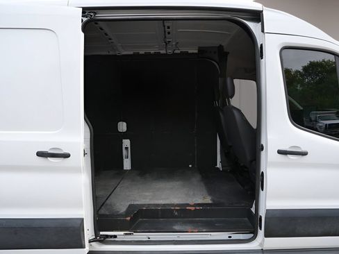 Used 2024 Ford Transit 250 148 Medium Roof Extended AWD w/ Load Area Protection Package image 11