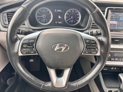 Used 2018 Hyundai Sonata Limited FWD image 16