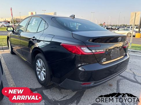 Used 2025 Toyota Camry LE w/ Convenience Package AWD/4WD image 9