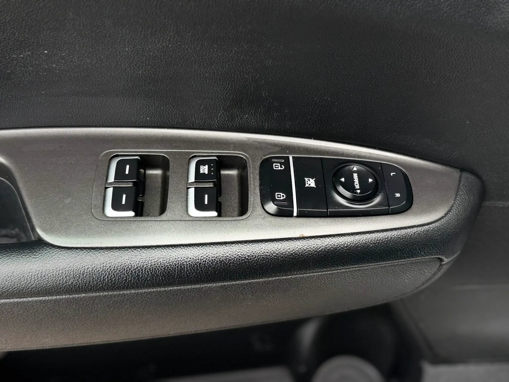 Used 2018 Kia Optima LX FWD image 26
