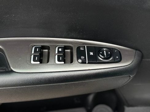 Used 2018 Kia Optima LX FWD image 26
