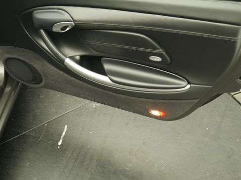 Used 2001 Porsche Boxster S RWD image 18