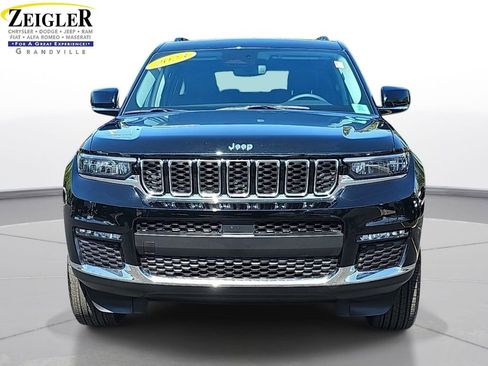 Used 2023 Jeep Grand Cherokee L Limited AWD/4WD image 2