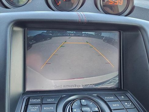 Used 2020 Nissan 370Z NISMO RWD image 14