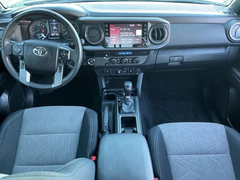 Certified 2022 Toyota Tacoma TRD Off-Road image 20