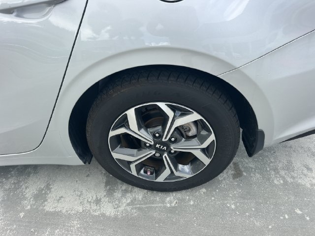 Used 2019 Kia Forte LXS FWD image 9