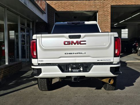 Used 2023 GMC Sierra 2500 Denali w/ Denali Ultimate Package image 5