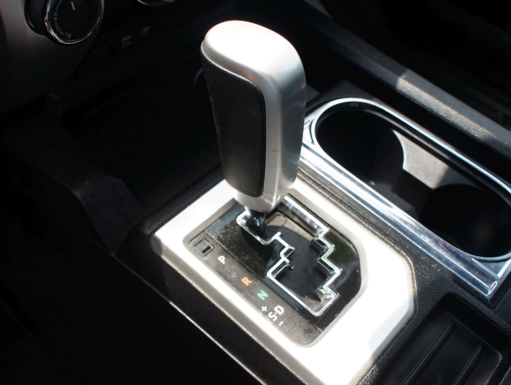 Used 2021 Toyota Tundra SR5 w/ Trail Edition AWD/4WD image 9
