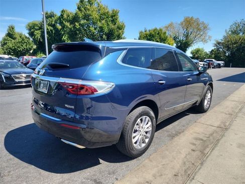 Used 2023 Buick Enclave Essence w/ Sound and Sites Package image 9
