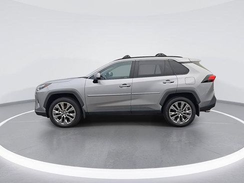 Certified 2022 Toyota RAV4 XLE Premium image 7