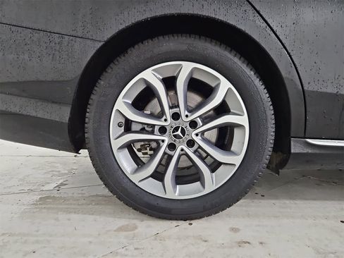 Used 2017 Mercedes-Benz C 300 Sedan image 13