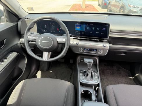 Used 2024 Hyundai Kona SEL FWD image 19