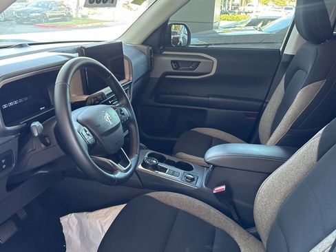 Used 2025 Ford Bronco Sport Big Bend w/ Convenience Package AWD/4WD image 7