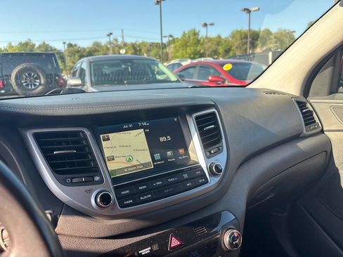 Used 2016 Hyundai Tucson Limited AWD/4WD image 26
