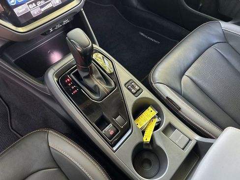 Certified 2024 Subaru Crosstrek 2.5i Limited AWD/4WD image 22